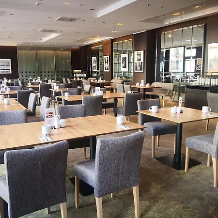 Hotell First 4*
