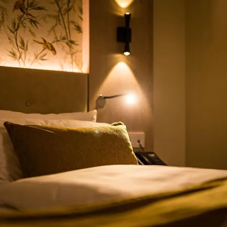 Hotell First