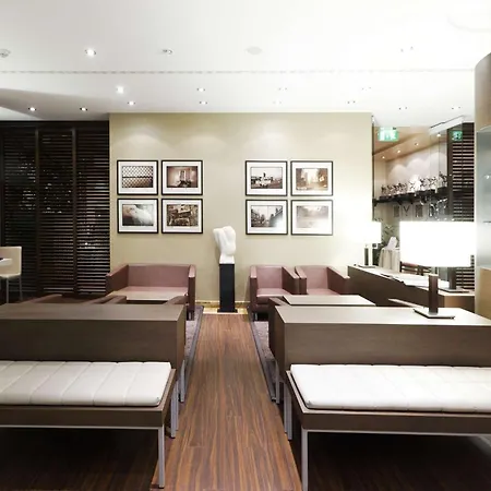 First Hotell